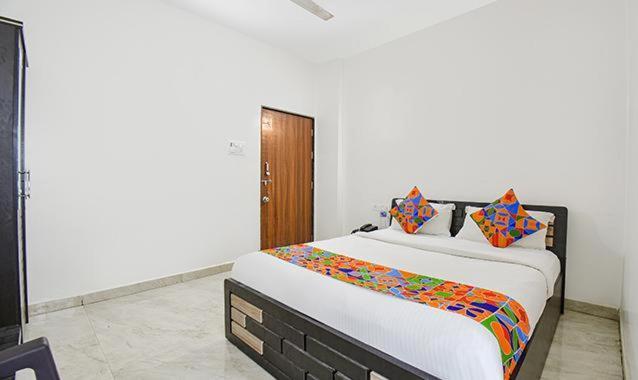 Hotel Dhd Deluxe - New Delhi Railway Station Esterno foto
